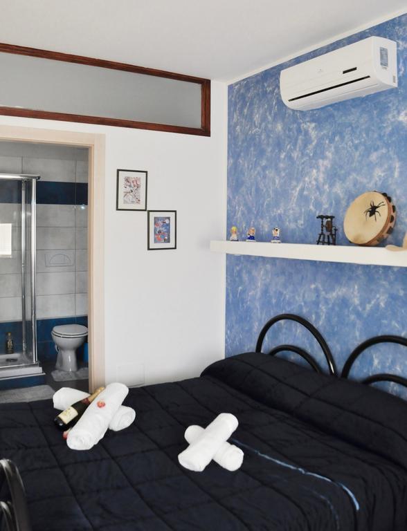 Bed and Breakfast Lo Specchio Del Salento Лечче Екстер'єр фото