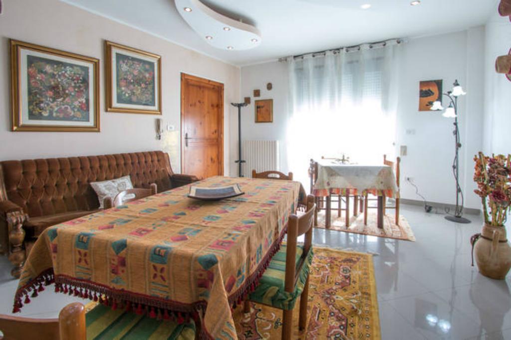 Bed and Breakfast Lo Specchio Del Salento Лечче Екстер'єр фото